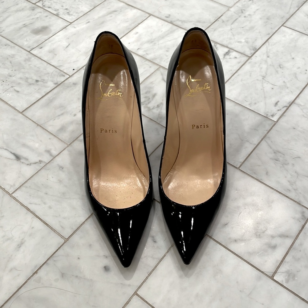 Christian Louboutin So Kate 120 Patent Leather Pumps. Size 8.5